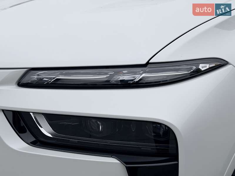 Внедорожник / Кроссовер BMW X7 2024 в Киеве