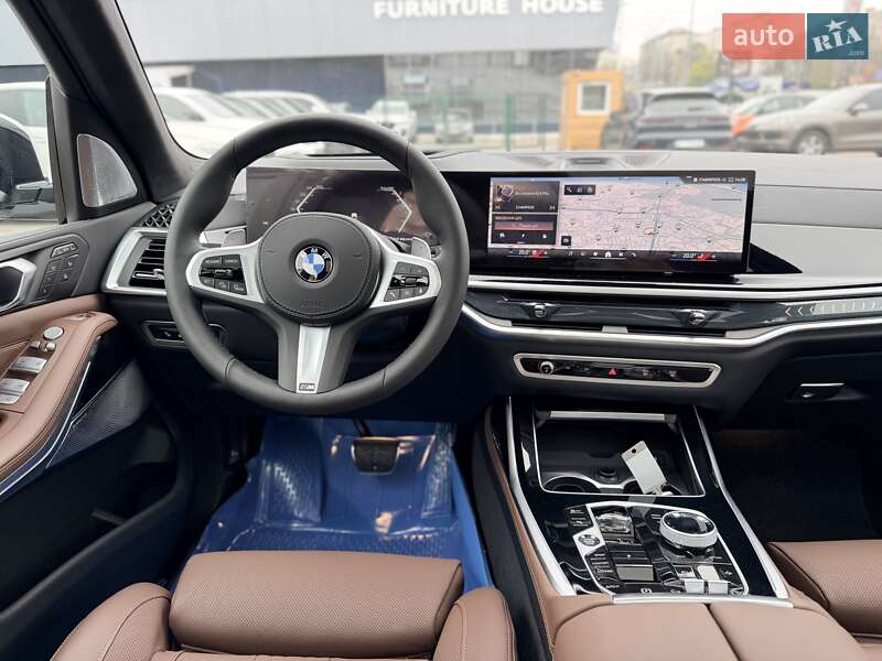 Внедорожник / Кроссовер BMW X7 2024 в Киеве