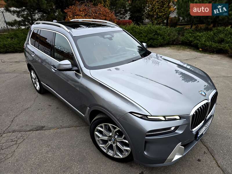 Позашляховик / Кросовер BMW X7 2023 в Києві