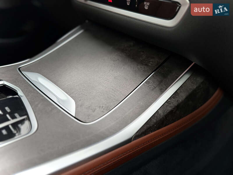 Позашляховик / Кросовер BMW X7 2023 в Києві