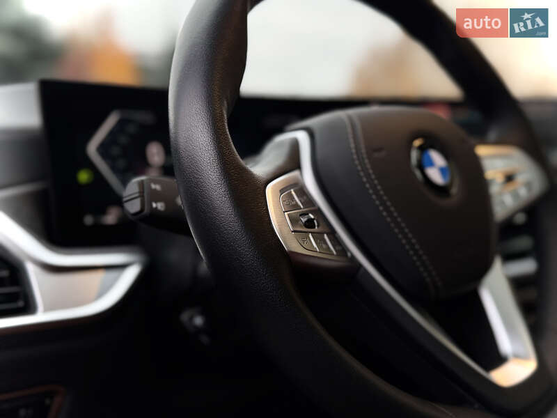 Позашляховик / Кросовер BMW X7 2023 в Києві