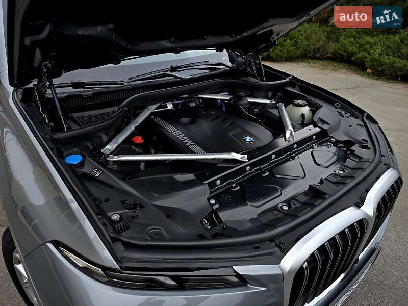 Позашляховик / Кросовер BMW X7 2023 в Києві