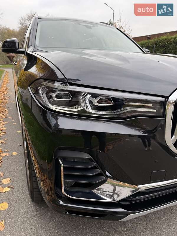 Внедорожник / Кроссовер BMW X7 2020 в Киеве