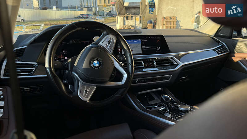 Позашляховик / Кросовер BMW X7 2019 в Львові фото 9 Позашляховик / Кросовер BMW X7 2019 в Львові