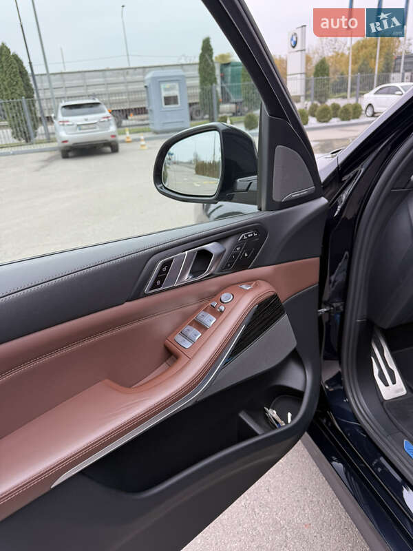 Внедорожник / Кроссовер BMW X7 2022 в Полтаве фото 24 Внедорожник / Кроссовер BMW X7 2022 в Полтаве