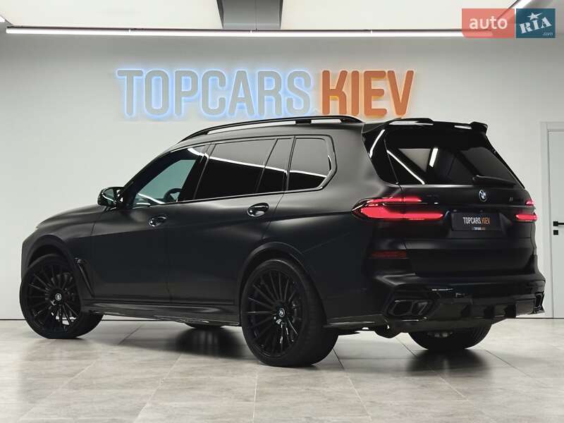 Внедорожник / Кроссовер BMW X7 2023 в Киеве