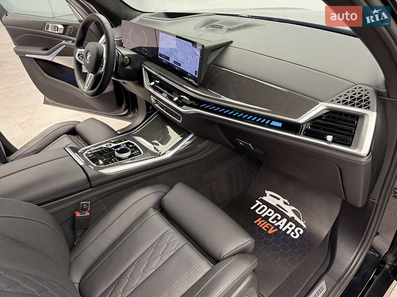 Внедорожник / Кроссовер BMW X7 2023 в Киеве