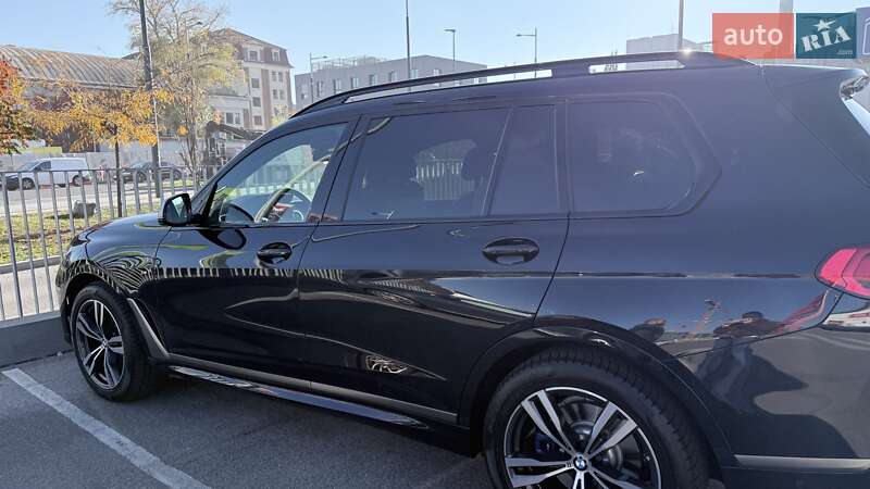 Внедорожник / Кроссовер BMW X7 2020 в Ровно