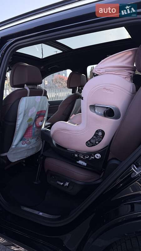 Внедорожник / Кроссовер BMW X7 2020 в Ровно