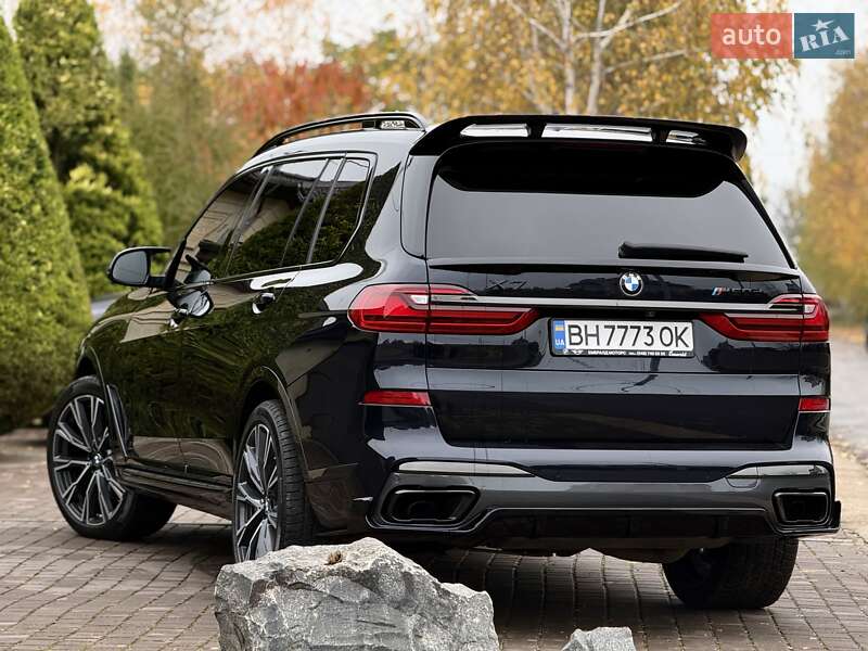 Внедорожник / Кроссовер BMW X7 2021 в Одессе