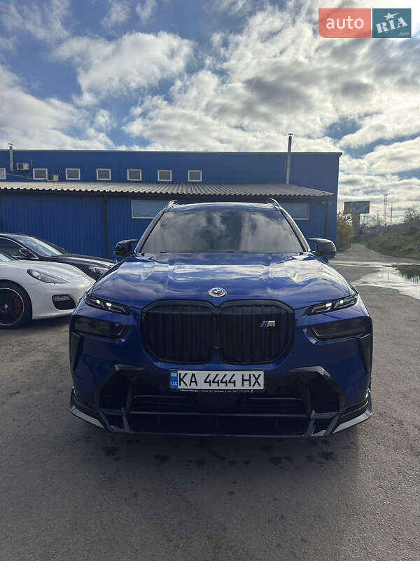 Внедорожник / Кроссовер BMW X7 2022 в Киеве