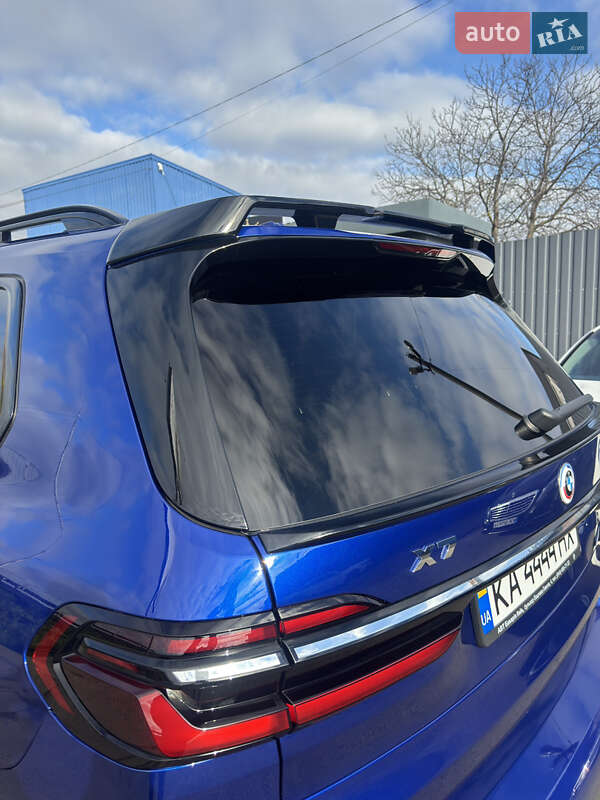 Внедорожник / Кроссовер BMW X7 2022 в Киеве