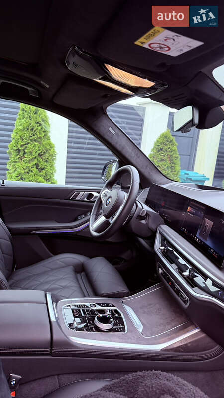 Внедорожник / Кроссовер BMW X7 2024 в Ивано-Франковске