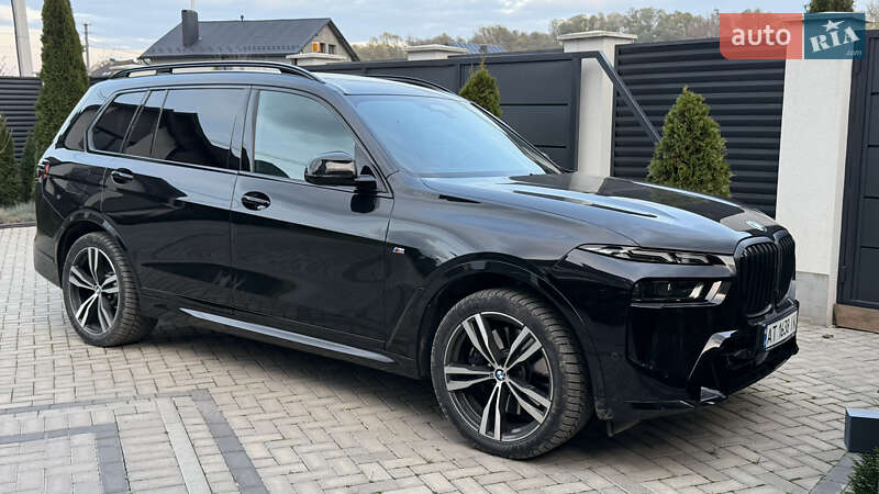 Внедорожник / Кроссовер BMW X7 2024 в Ивано-Франковске