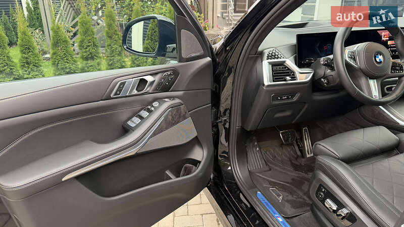 Внедорожник / Кроссовер BMW X7 2024 в Ивано-Франковске