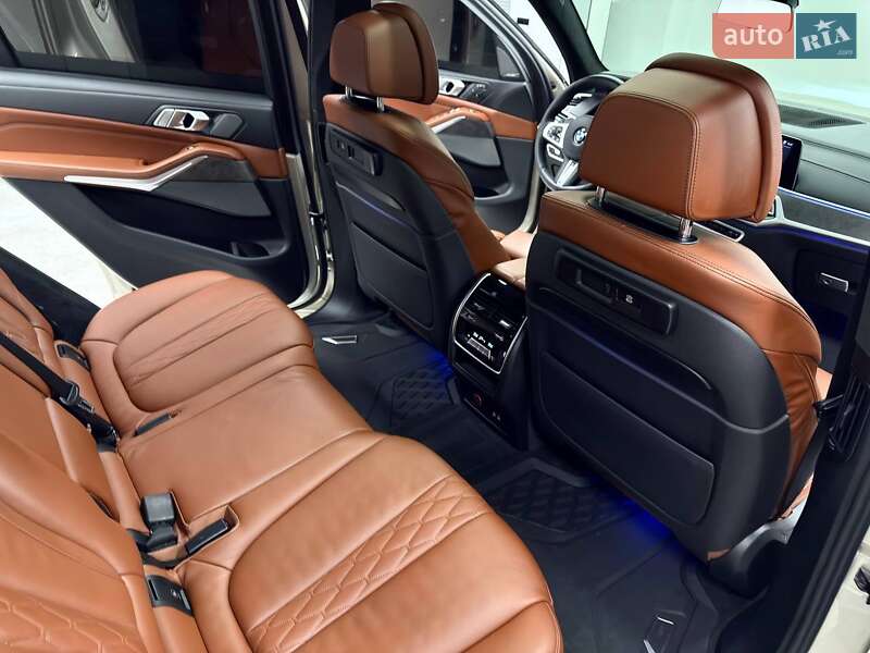 Позашляховик / Кросовер BMW X7 2019 в Києві