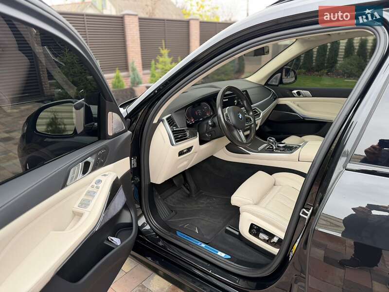 Внедорожник / Кроссовер BMW X7 2022 в Киеве фото 17 Внедорожник / Кроссовер BMW X7 2022 в Киеве