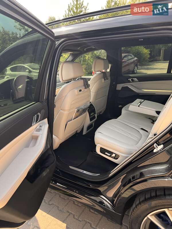 Внедорожник / Кроссовер BMW X7 2022 в Киеве фото 9 Внедорожник / Кроссовер BMW X7 2022 в Киеве