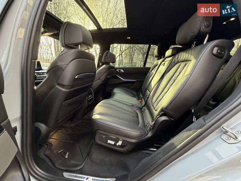 Внедорожник / Кроссовер BMW X7 2023 в Тернополе