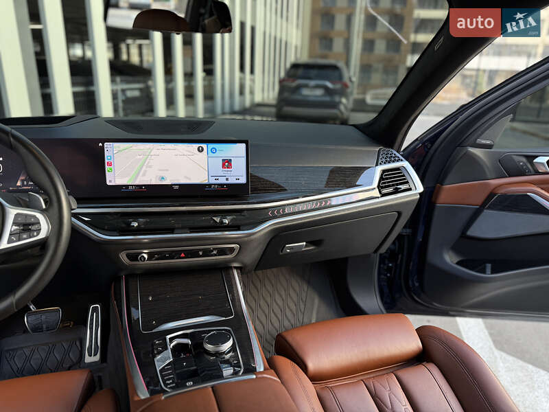 Внедорожник / Кроссовер BMW X7 2022 в Киеве