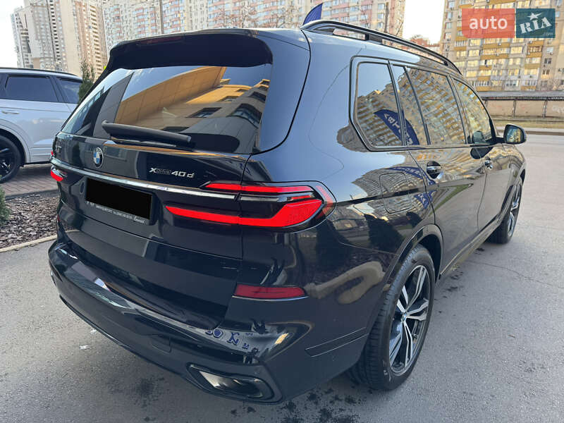 Внедорожник / Кроссовер BMW X7 2022 в Киеве