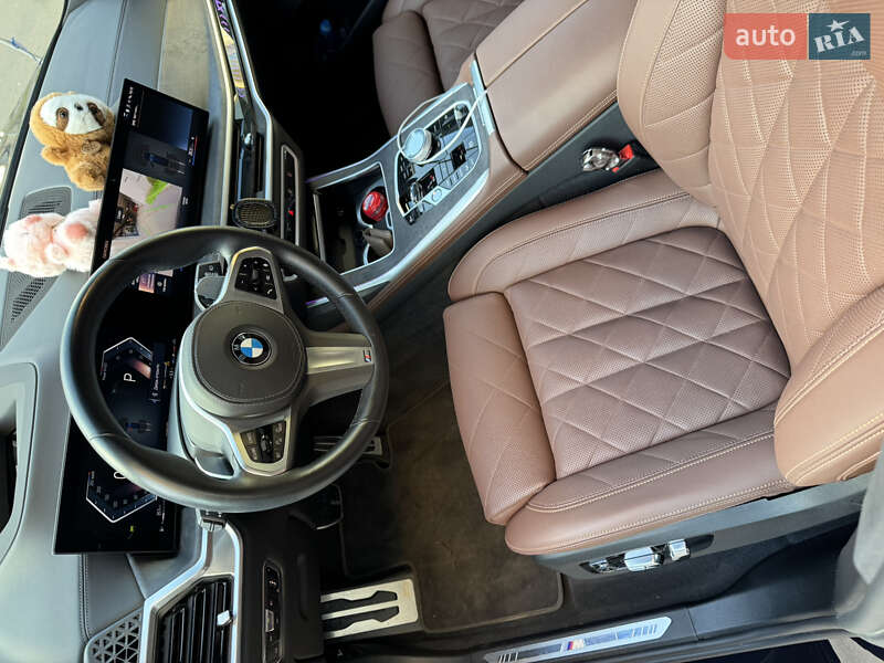 Внедорожник / Кроссовер BMW X7 2022 в Киеве