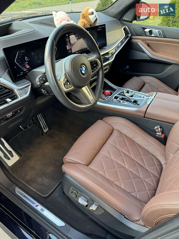 Внедорожник / Кроссовер BMW X7 2022 в Киеве