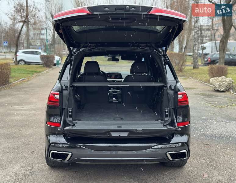 Внедорожник / Кроссовер BMW X7 2019 в Киеве