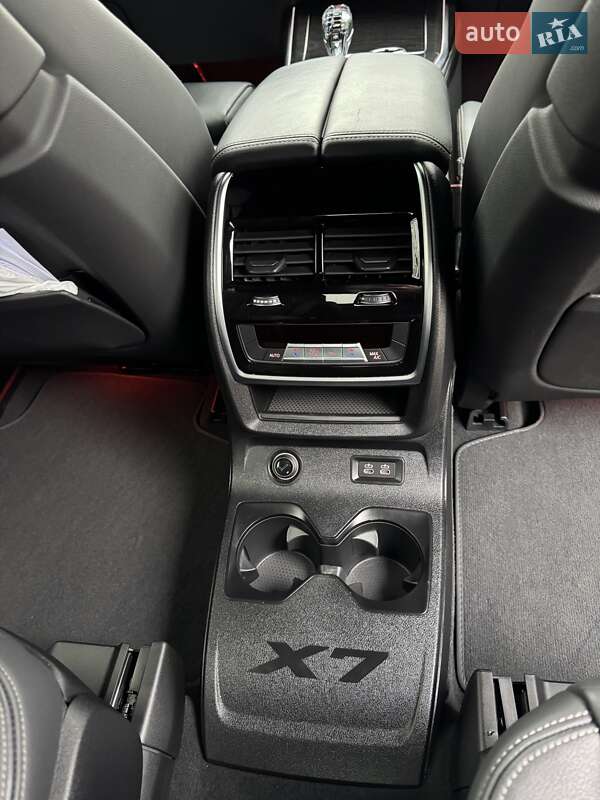 Внедорожник / Кроссовер BMW X7 2019 в Киеве