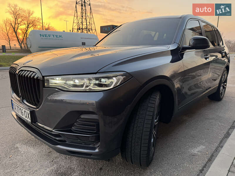 Позашляховик / Кросовер BMW X7 2019 в Дніпрі