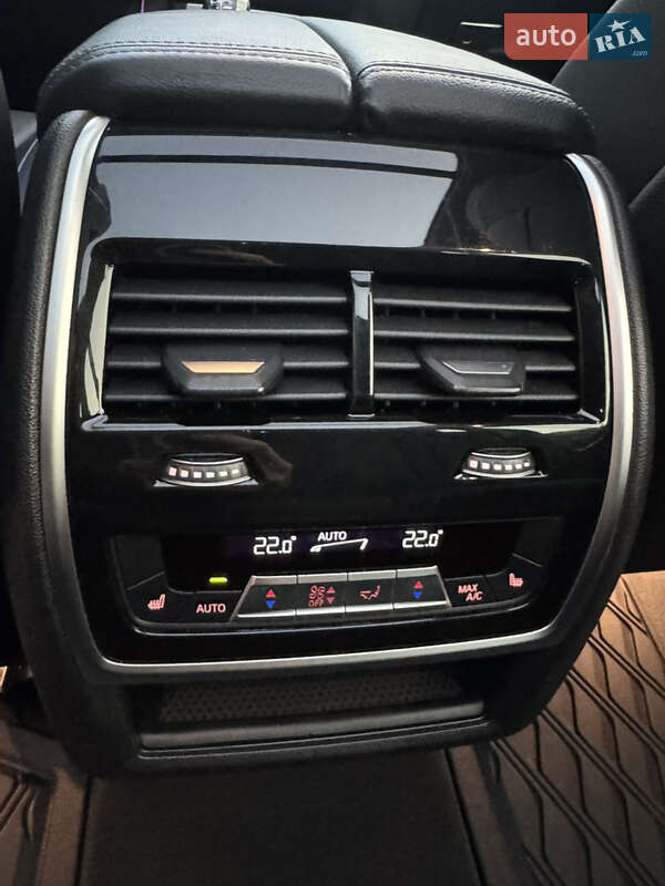 Позашляховик / Кросовер BMW X7 2019 в Дніпрі
