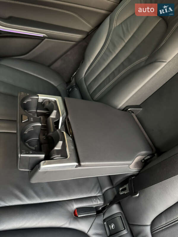 Позашляховик / Кросовер BMW X7 2019 в Дніпрі