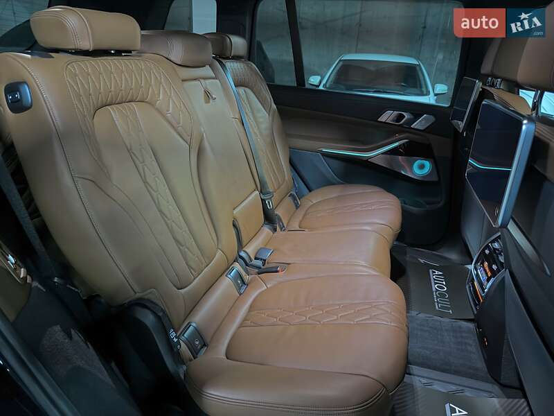 Внедорожник / Кроссовер BMW X7 2019 в Днепре