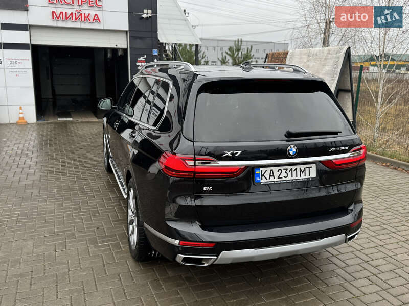 Позашляховик / Кросовер BMW X7 2020 в Києві фото 9 Позашляховик / Кросовер BMW X7 2020 в Києві