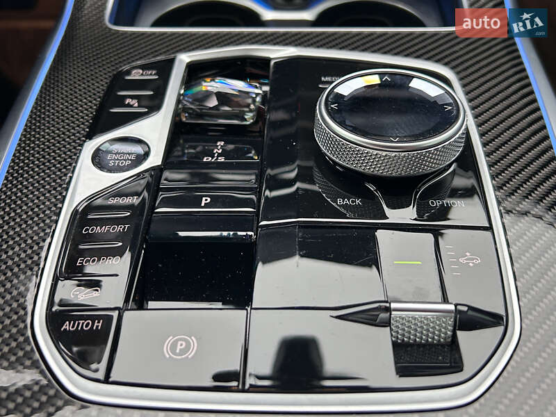 Внедорожник / Кроссовер BMW X7 2024 в Киеве