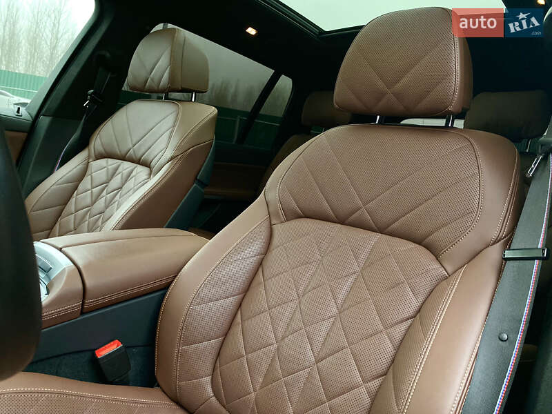 Внедорожник / Кроссовер BMW X7 2023 в Киеве