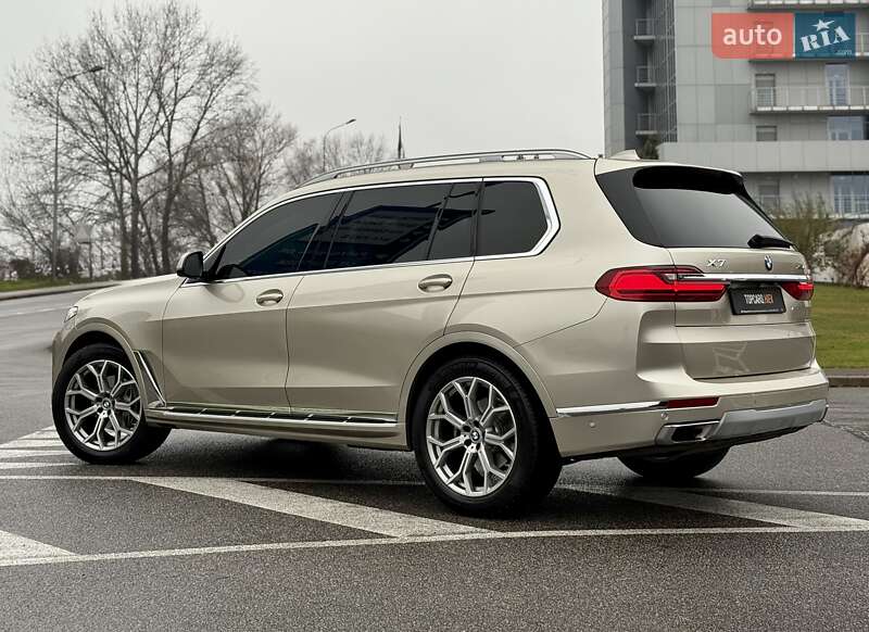 Позашляховик / Кросовер BMW X7 2019 в Києві