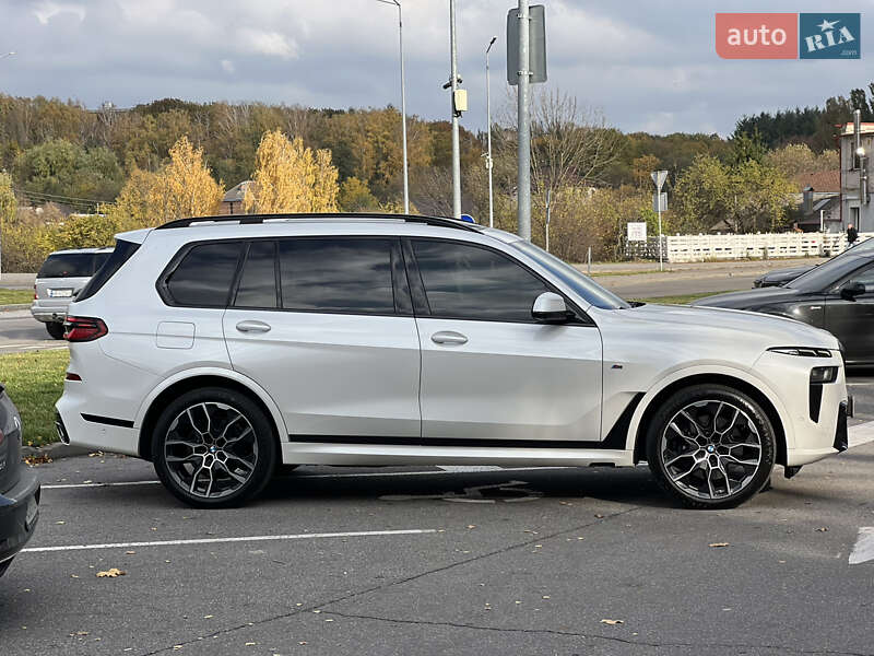 Внедорожник / Кроссовер BMW X7 2023 в Виннице