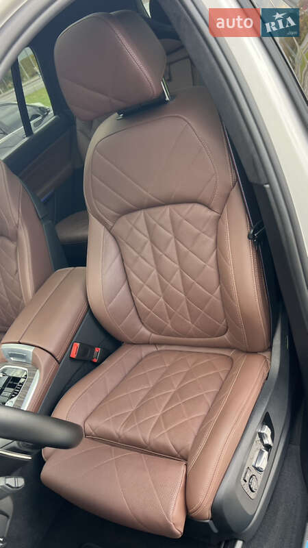 Внедорожник / Кроссовер BMW X7 2023 в Виннице