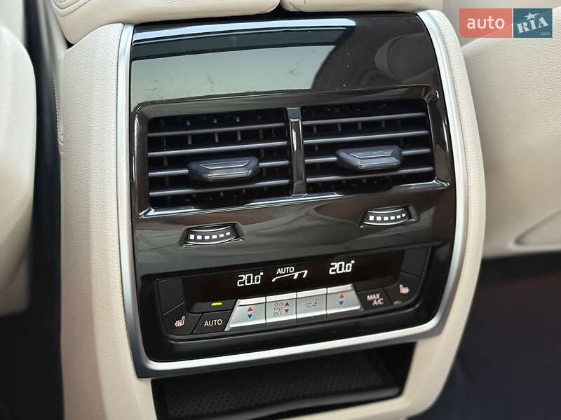 Позашляховик / Кросовер BMW X7 2020 в Києві