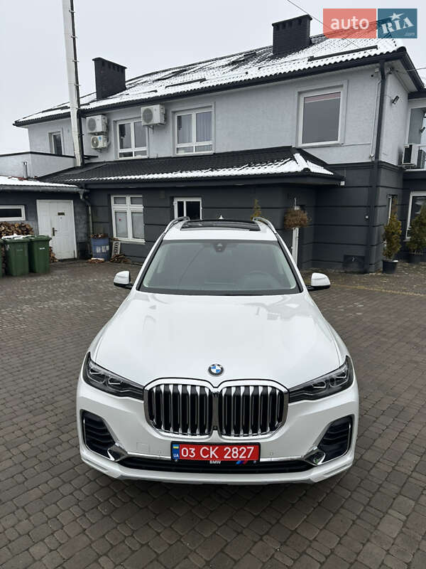 Внедорожник / Кроссовер BMW X7 2019 в Владимире