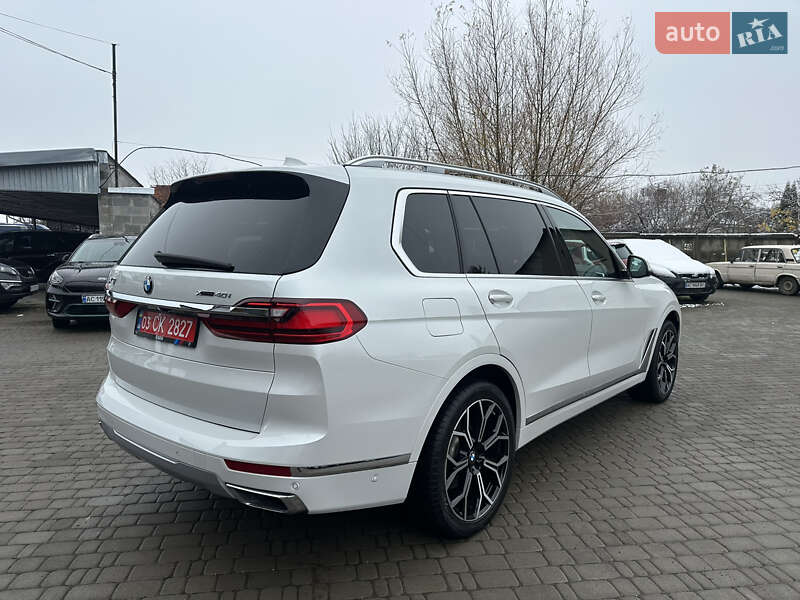 Внедорожник / Кроссовер BMW X7 2019 в Владимире