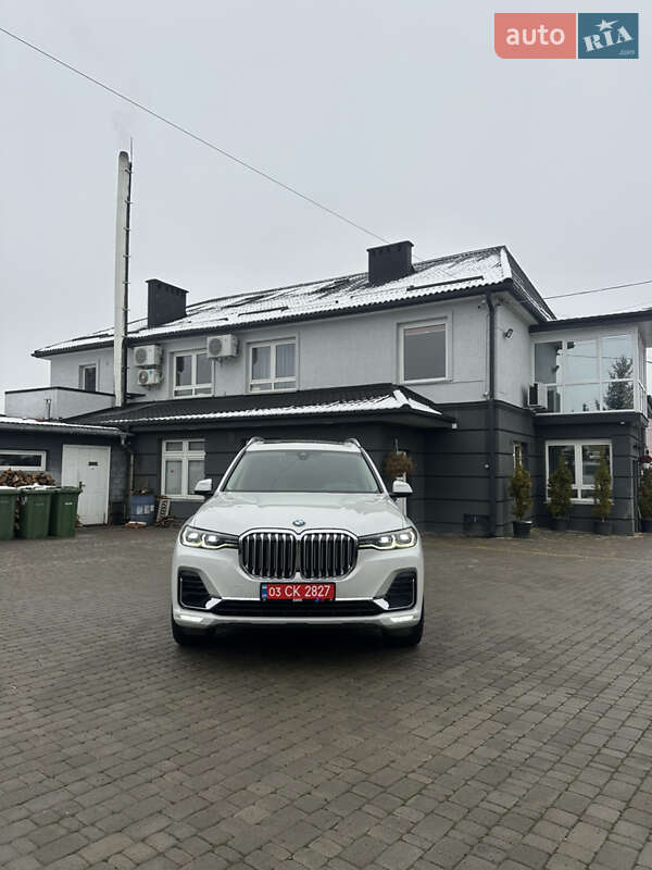 Внедорожник / Кроссовер BMW X7 2019 в Владимире