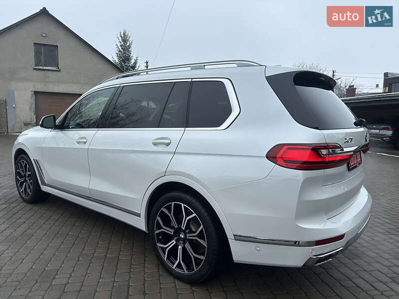 Внедорожник / Кроссовер BMW X7 2019 в Владимире