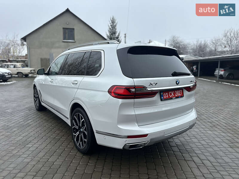 Внедорожник / Кроссовер BMW X7 2019 в Владимире