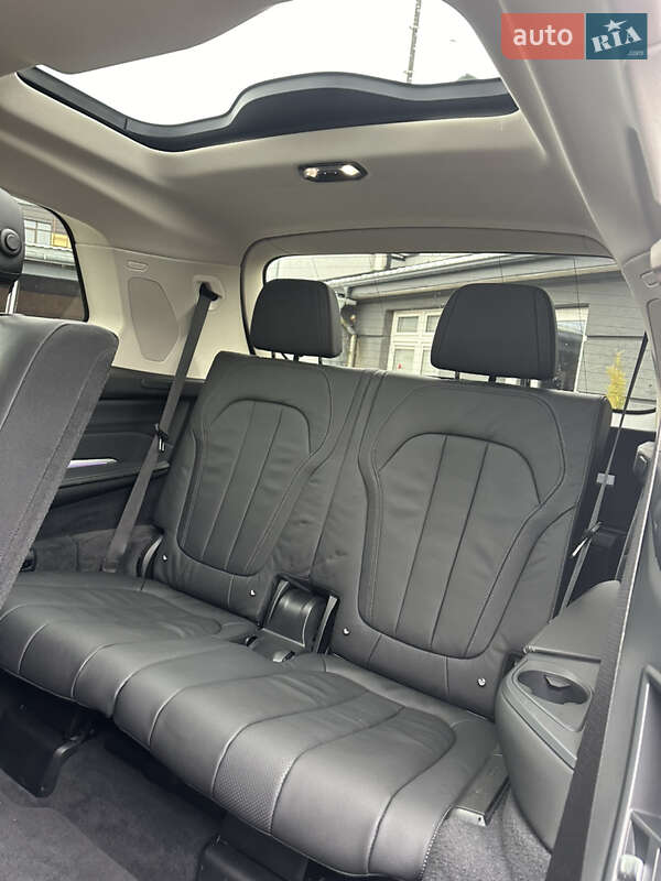 Внедорожник / Кроссовер BMW X7 2019 в Владимире