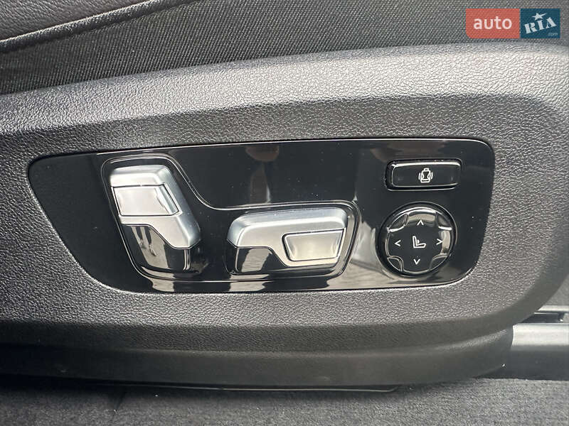 Внедорожник / Кроссовер BMW X7 2019 в Владимире