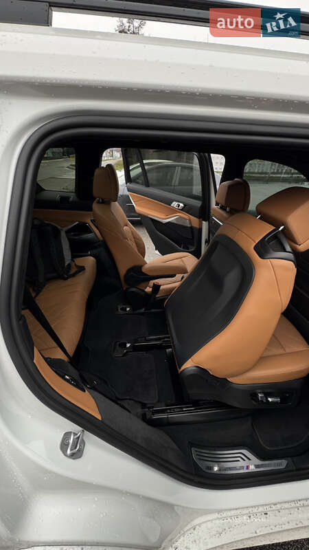 Внедорожник / Кроссовер BMW X7 2023 в Броварах