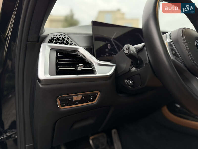 Внедорожник / Кроссовер BMW X7 2022 в Львове