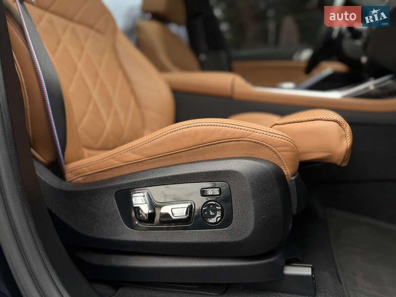 Внедорожник / Кроссовер BMW X7 2022 в Львове